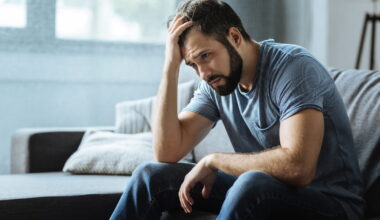 Les personnes nées en été seraient plus à risque de développer cette maladie silencieuse, surtout les hommes