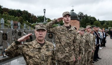 Guerre en Ukraine : les hommes de 18 à 22 ans à nouveau autorisés à se rendre à l’étranger