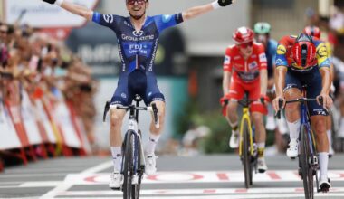 Vuelta 2025 : David Gaudu vainqueur d'un sprint en bosse devant Pedersen et Vingegaard - L'Équipe