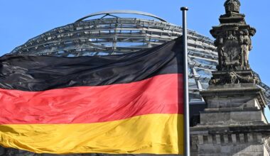une fondation allemande interdite, Berlin «condamne» cette décision