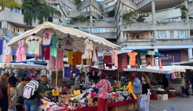 « Le dialogue avec les commerçants, c’est ce que je préfère » : dans les pas des placiers du marché de Saint-Denis