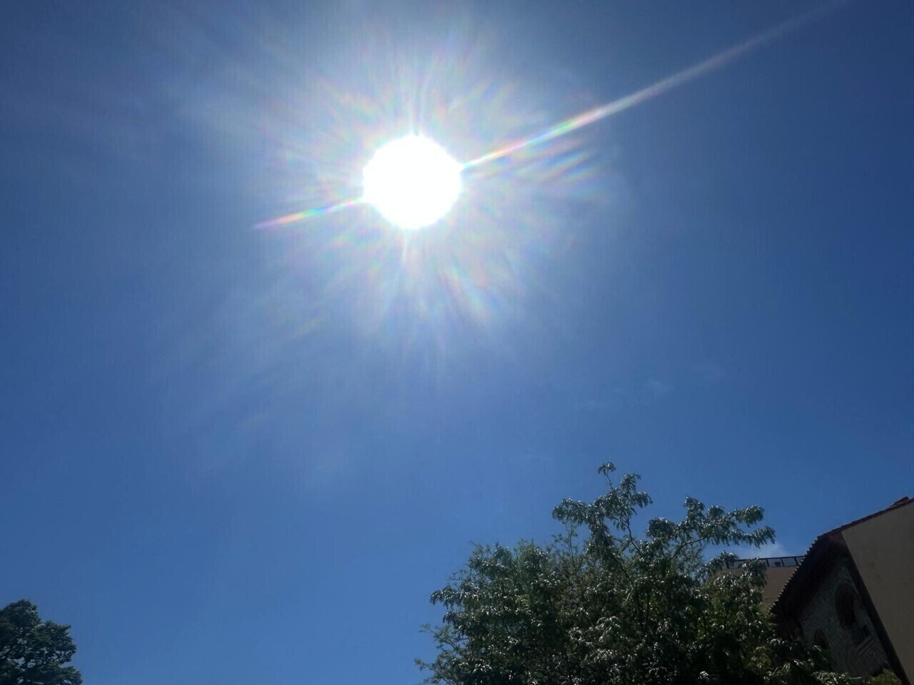 Canicule. Fin de la vigilance rouge en Isère, mais les températures vont rester étouffantes