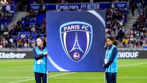 Une pelouse sous haute surveillance à Jean-Bouin