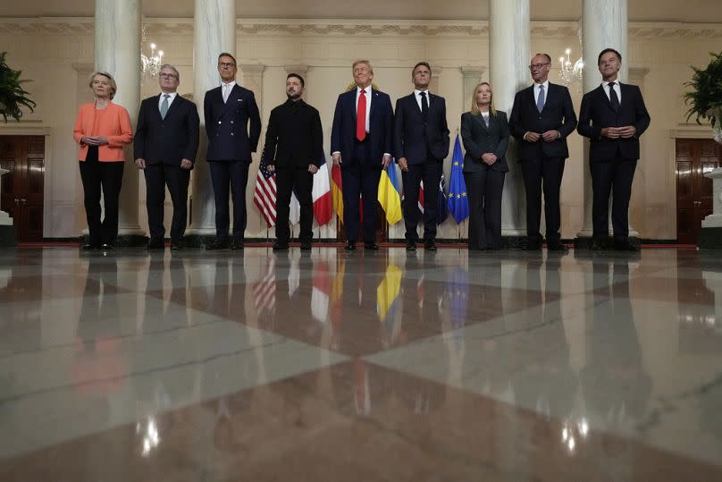 Le président américain Donald Trump tente d'organiser des négociations de paix entre l'Ukraine et la Russie.
