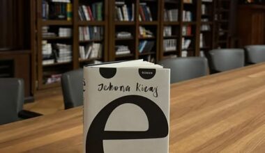 Le roman " ë " de l’autrice Jehonë Kicaj nommé au Prix du livre allemand 2025