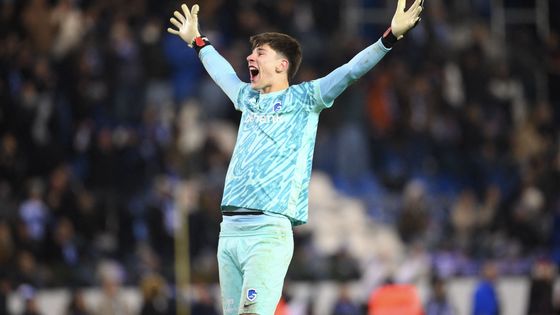 Mike Penders sous le maillot de Genk