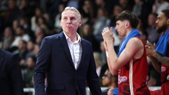 Laurent Vila paye les mauvais résultats de la SIG cette saison.