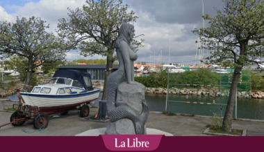 Une statue de sirène crée la polémique au Danemark, sa poitrine est jugée trop généreuse : "Le rêve torride d'un homme"