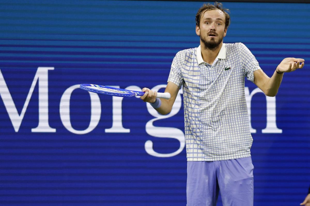 L'amende salée infligée à Daniil Medvedev après son comportement déplacé au premier tour de l'US Open contre Benjamin Bonzi - L'Équipe
