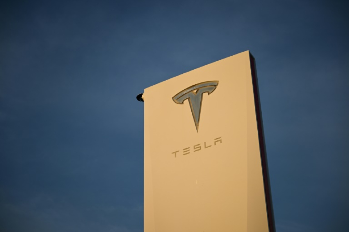 USA: Tesla condamné à payer 242 millions de dollars pour un accident mortel lié à la conduite autonome - 01/08/2025 à 22:36