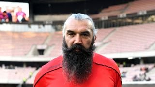 "On était traités comme des bouts de viande" : Sébastien Chabal garde des séquelles de sa carrière de rugbyman, il n'est pas le seul