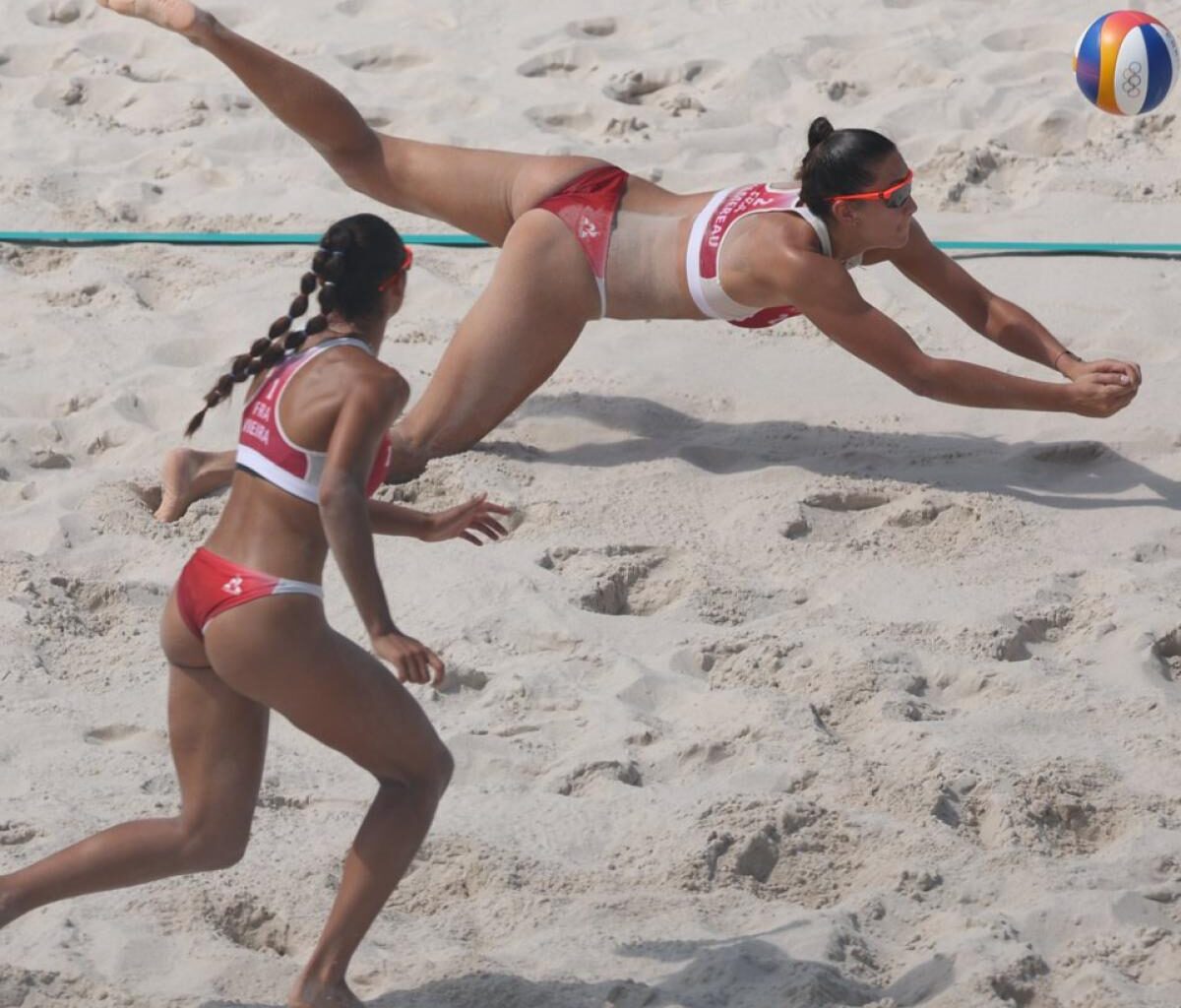 Clémence Vieira et Aline Chamereau médaillées d'argent à l'Euro après leur défaite en finale contre l'Ukraine - L'Équipe