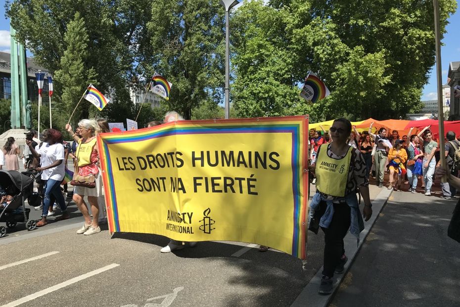 "Ce n'est pas un phénomène nouveau", réagit une association dédiée aux personnes LGBTQIA+