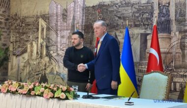 Erdoğan confirme à Zelensky sa volonté d’organiser un sommet des dirigeants de l’Ukraine, des États-Unis, de la Russie et de la Turquie