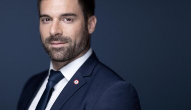 pour le député RN Julien Odoul, si Bayrou ne rompt pas avec le macronisme, «il sera censuré»