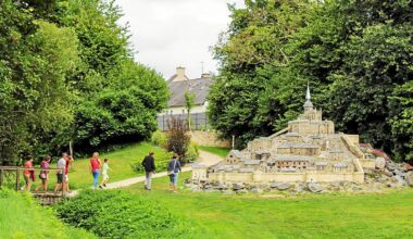 « C’est formidable » : dans ce village d’Ille-et-Vilaine, les plus célèbres monuments de France se visitent en une seule fois