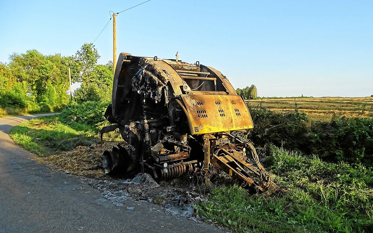 Près de Quimper, un engin agricole prend feu : 1,5 ha de broussailles part en fumée
