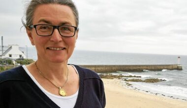 D’Audierne, Gaëlle de Trescadec photographie la mer dans ce qu’elle a de plus beau et puissant
