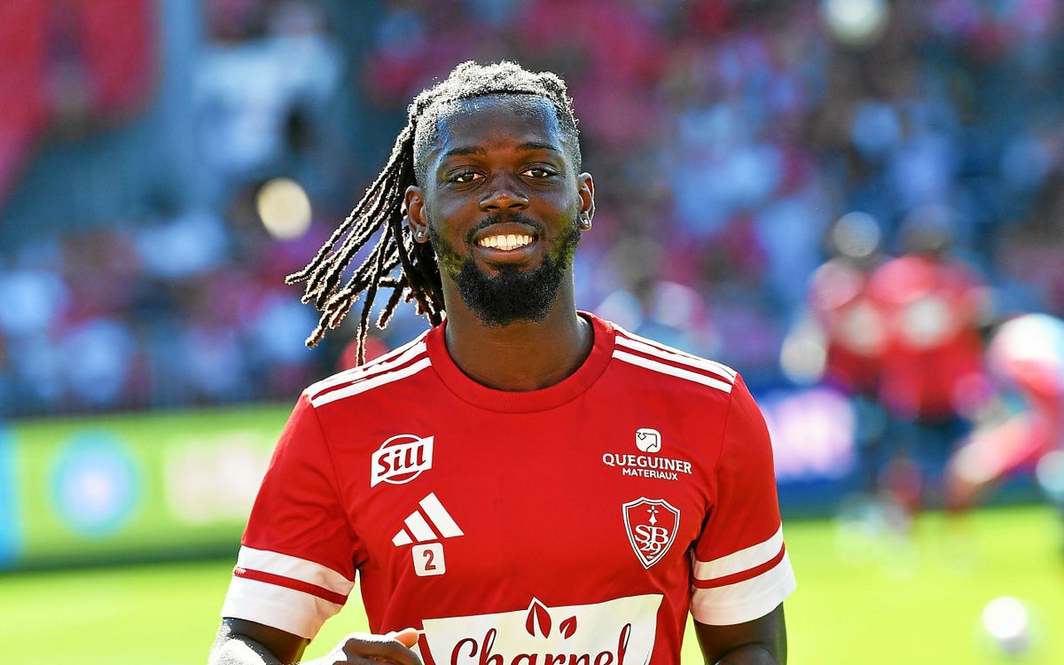 Stade Brestois : Bradley Locko répond aux rumeurs l’envoyant à Lille