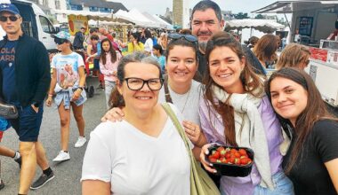 « Avant, on passait nos vacances à Nice, maintenant, c’est Roscoff ! » : ils viennent échapper à la canicule en Bretagne [Vidéo]