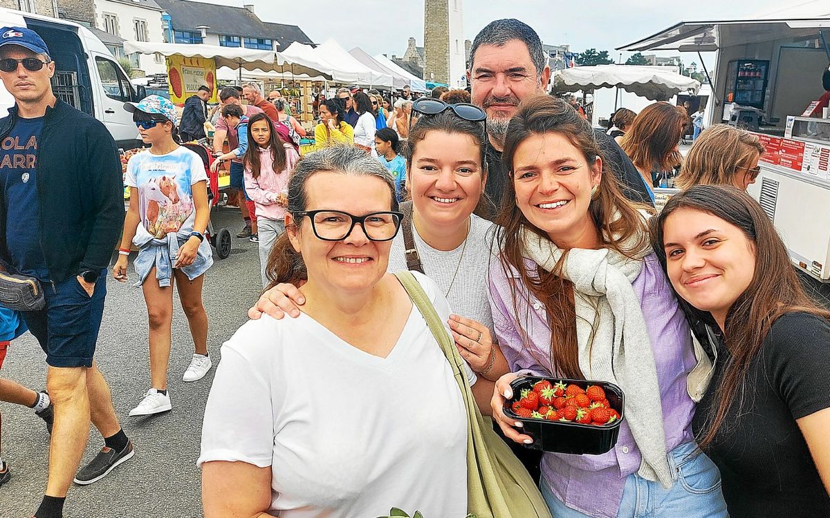 « Avant, on passait nos vacances à Nice, maintenant, c’est Roscoff ! » : ils viennent échapper à la canicule en Bretagne [Vidéo]