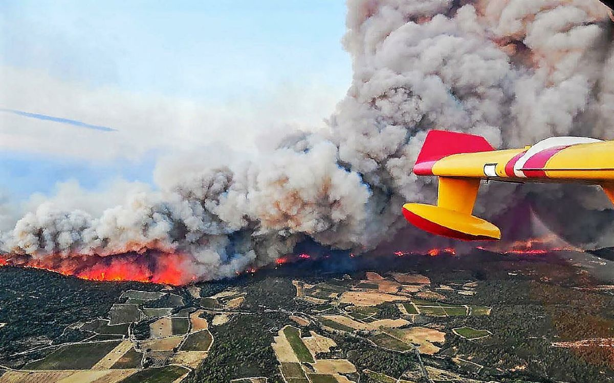 Aude, monts d’Arrée… Pourquoi les auteurs d’incendie d’ampleur peuvent encourir la prison à perpétuité
