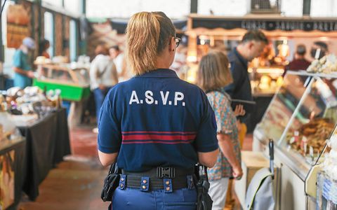 La placière plus de 200 commerçants sur le marché des Lices.
