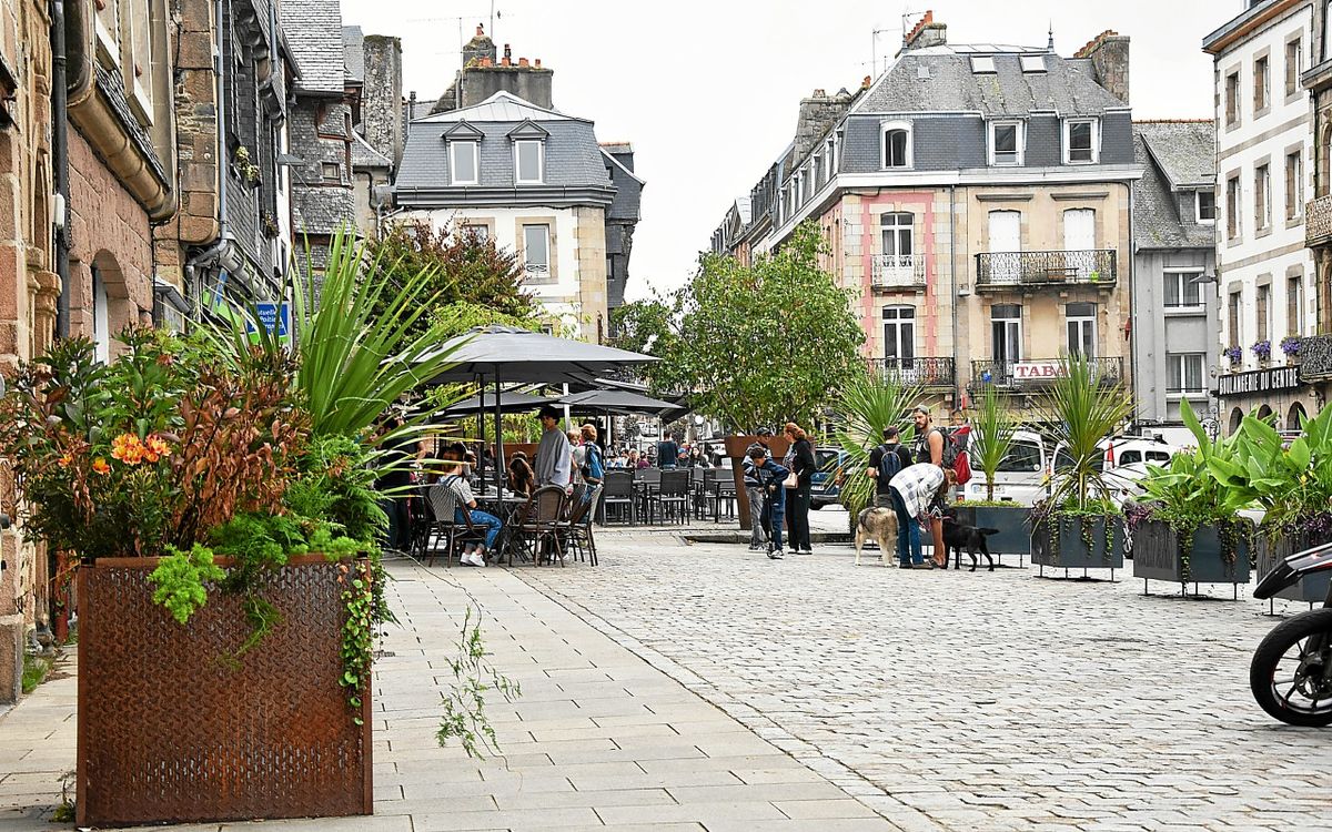 À Lannion, un appel à colorer la place du Centre