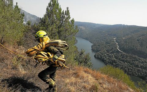 Incendies en Espagne, corps calciné en Ille-et-Vilaine, Lune noire : le point à la mi-journée