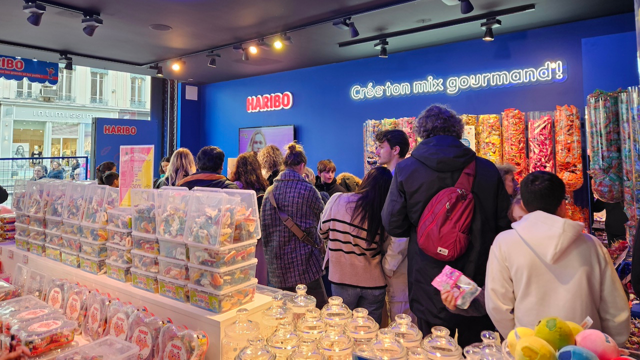 cette célèbre boutique de bonbons change d’adresse dans le centre-ville