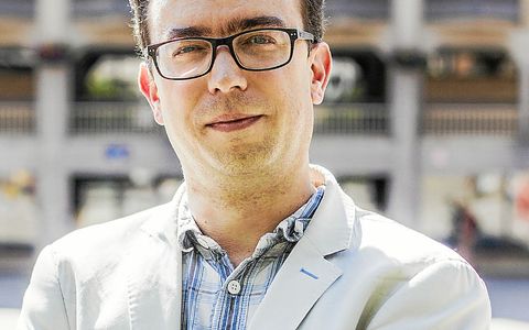 Le Dr. Tudi Kernalegenn est directeur d’association et enseignant-chercheur à Sciences Po Rennes.