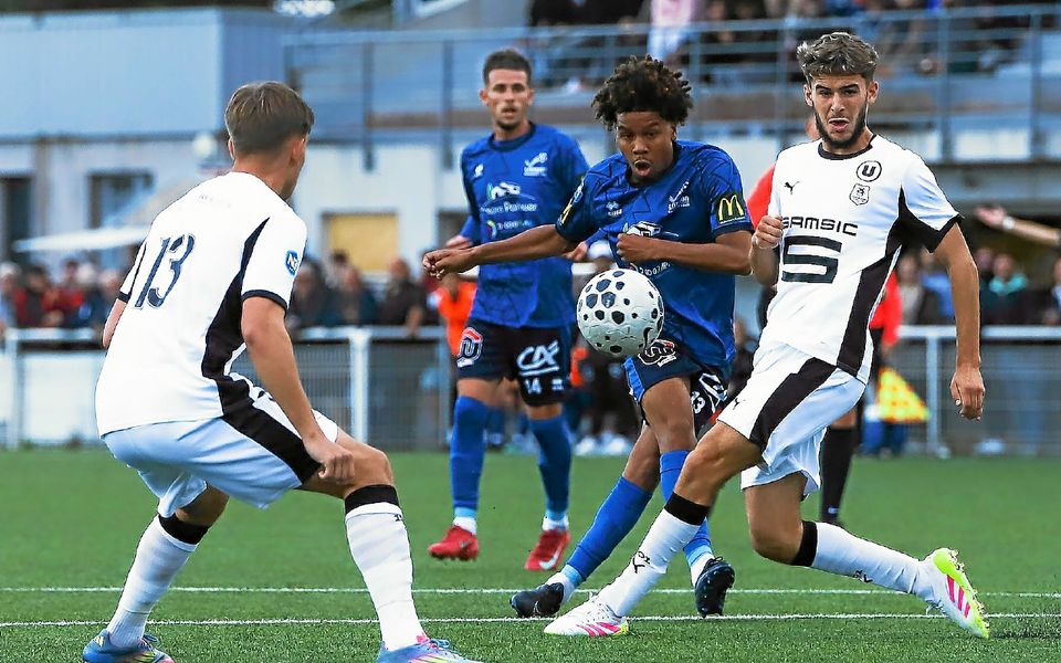 N3 : « les joueurs ont été incroyables », héroïque, le Lannion FC surprend la réserve de Rennes