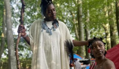 « Cela nous brise le cœur » : une femme disparue au Texas retrouvée dans une tribu africaine en Écosse