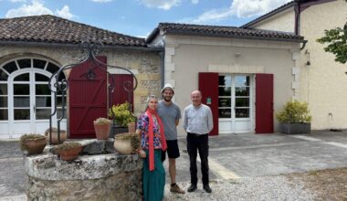 En Gironde, un domaine de vin et une troupe de théâtre s’associent pour un week-end en famille
