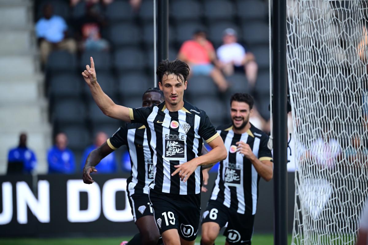 Rennes avance pour Estéban Lepaul