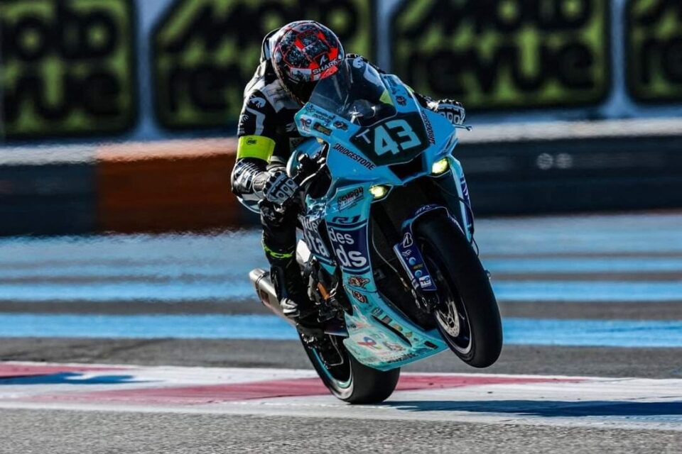 La moto conçue par les élèves durant le Bol d'Or 2024.