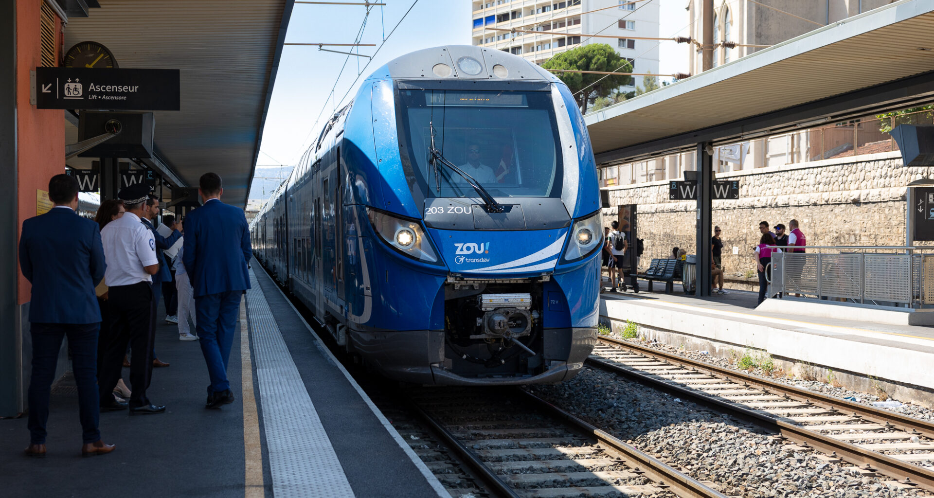 TOULON : Des trains régionaux nouvelle génération entre Marseille, Toulon et Nice