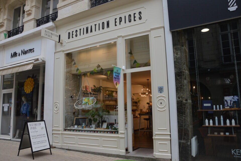 Destination épices se trouve rue Contrescarpe, à Nantes.