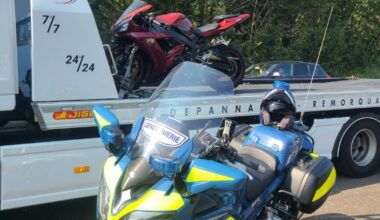 un motard récidiviste flashé à 211 km/h sur une route départementale