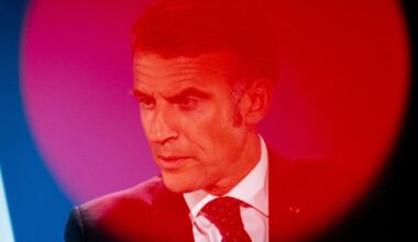 Vote de confiance au gouvernement Bayrou : l’idée de déni de la macronie - Libération