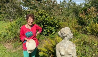 Fleurs, sculptures… Un jardin unique à explorer dans le Cotentin