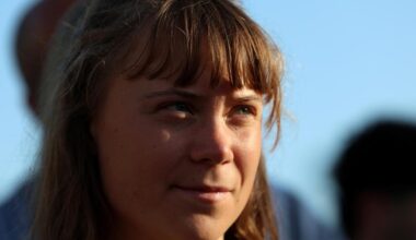 une nouvelle flottille humanitaire prendra la mer, annonce Greta Thunberg