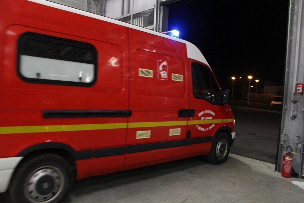 Un homme chute du 2e étage d'un bâtiment en pleine nuit à Toulouse