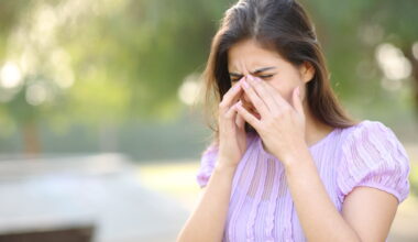 Voici ce qu'il faut absolument éviter de faire pour ne pas avoir les yeux secs cet été selon un ophtalmologue