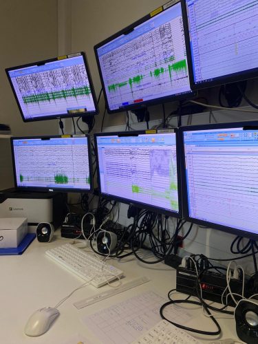 écrans de surveillance du sommeil