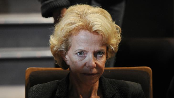 Frédérique Bredin, candidate PS à l’élection législative partielle de Paris, demande à François Bayrou un report du scrutin.