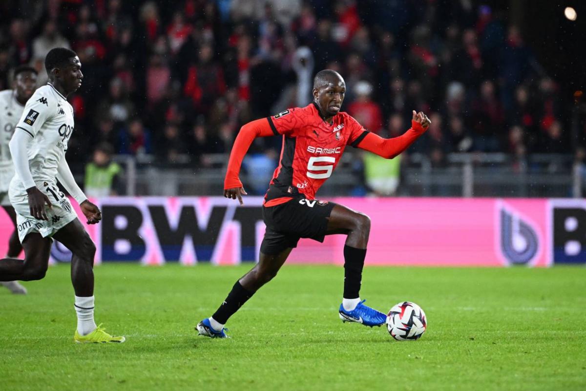 Bologne, West Brom et Copenhague candidats pour le milieu de Rennes Glen Kamara