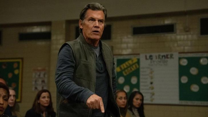 Josh Brolin campe un père de famille dans « Evanouis »