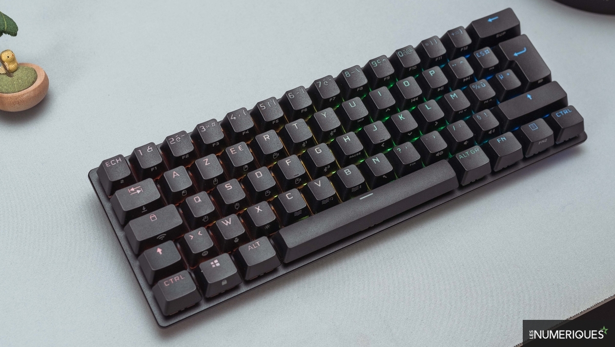 Bon plan – Le clavier Corsair K70 Pro Mini "4 étoiles" à 79,99 € (-28%)