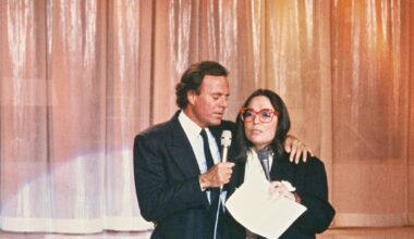 Cette icône des années 1970 en déclin progressif : ce grand chanteur serait atteint d'osteoblastome